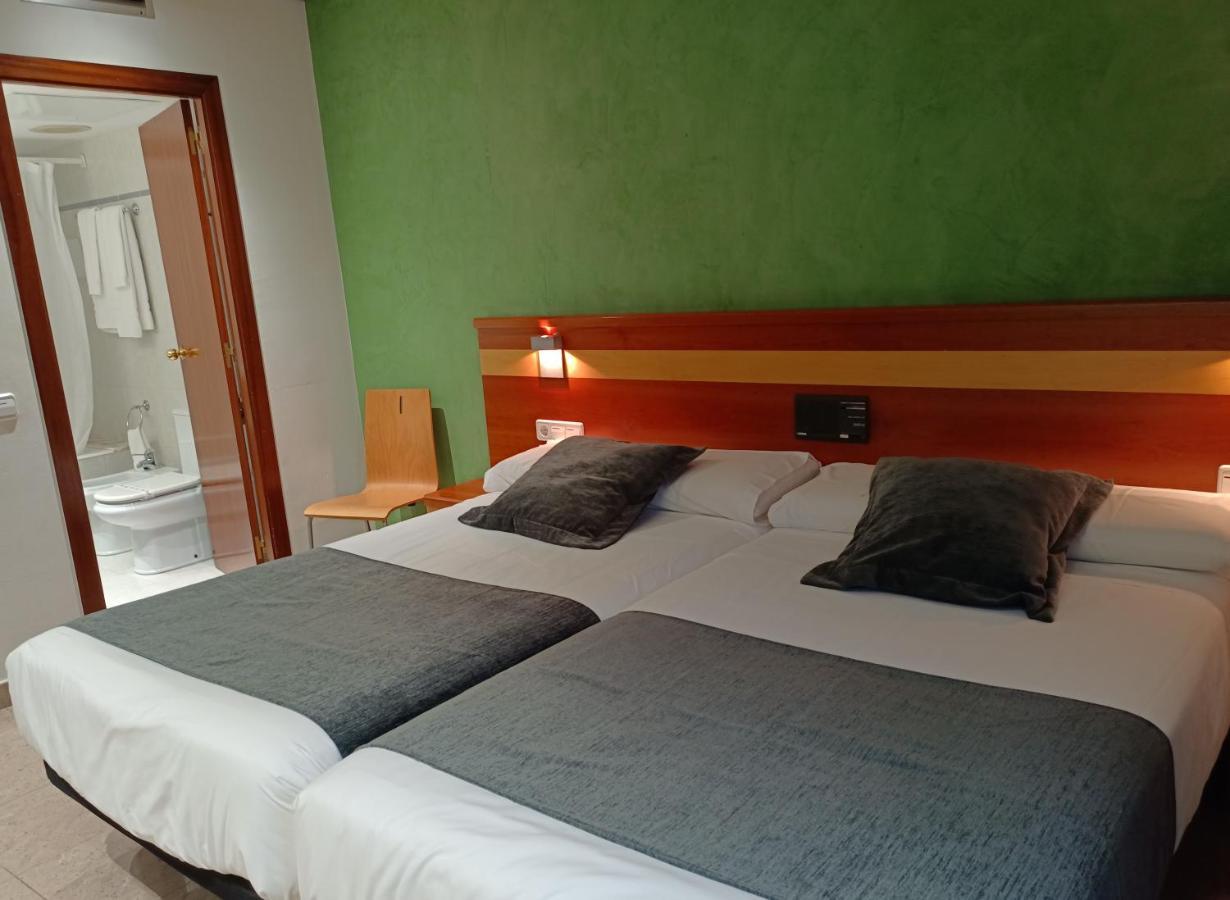 Hotel Iris Granollers Ngoại thất bức ảnh