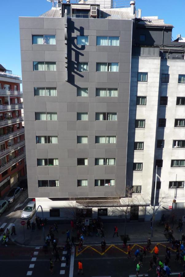 Hotel Iris Granollers Ngoại thất bức ảnh
