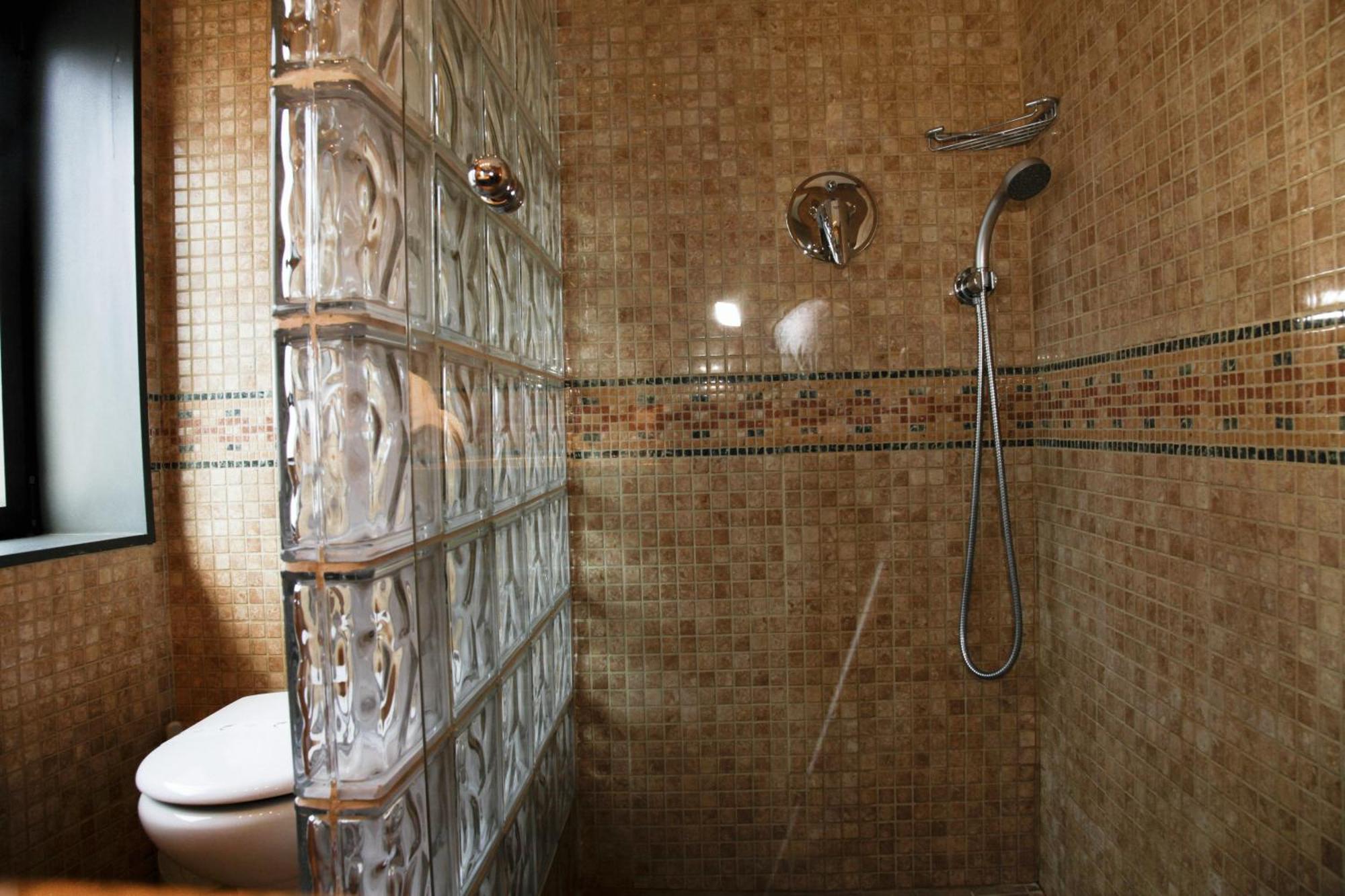 Hotel Iris Granollers Ngoại thất bức ảnh